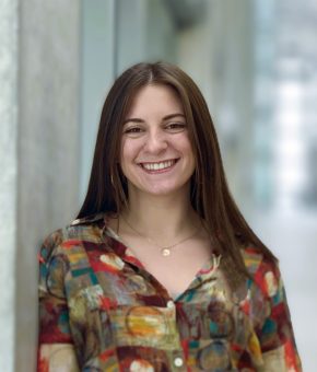Selena Oakes  Profile Image